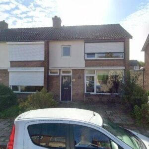 Woning aan de Dr Ensinkstraat te Halsteren