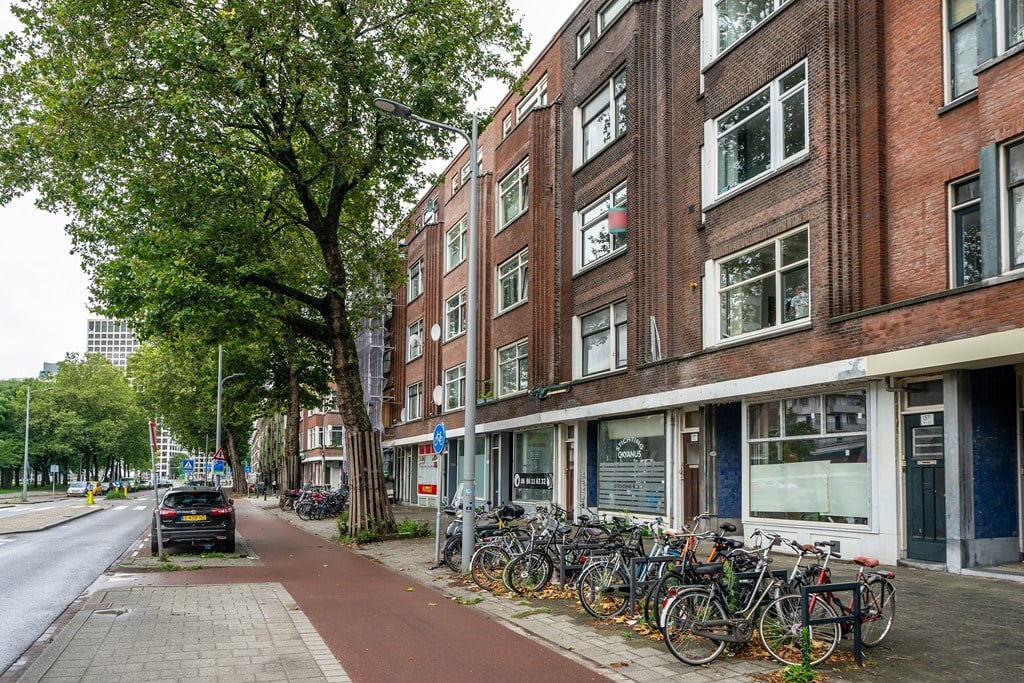 Woning aan de Mathenesserweg te Rotterdam