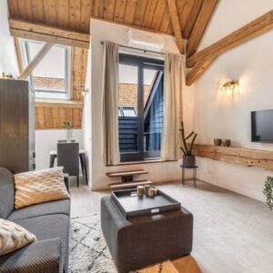 Woning aan de Nijverheidstraat te Zuidland