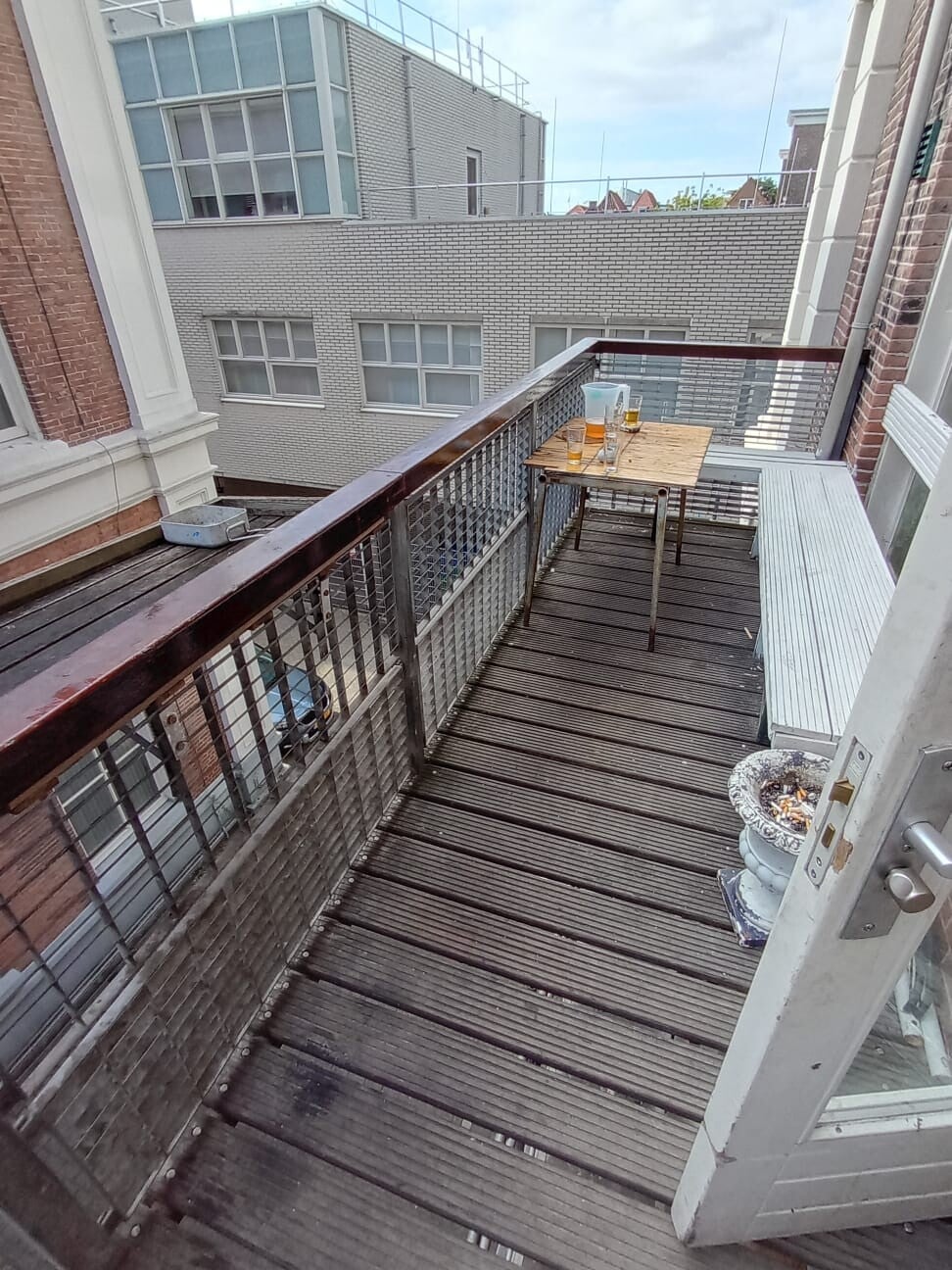 Woning aan de Oude Delft te Delft