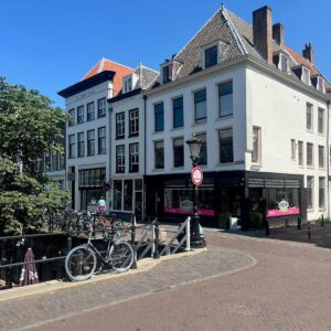 Woning aan de Oudegracht te Utrecht