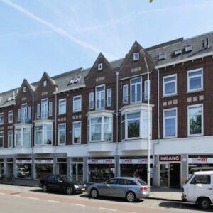 Woning aan de Pletterijkade te Den Haag