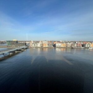 Woning aan de Veembroederhof te Amsterdam