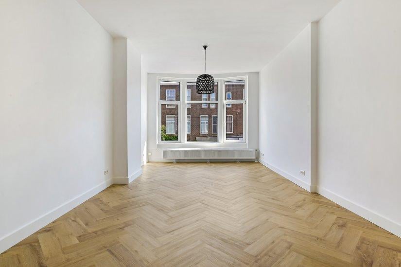 Woning aan de Goudenregenstraat te Den Haag