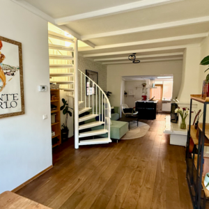 Woning aan de Kruidentuinen te Den Haag