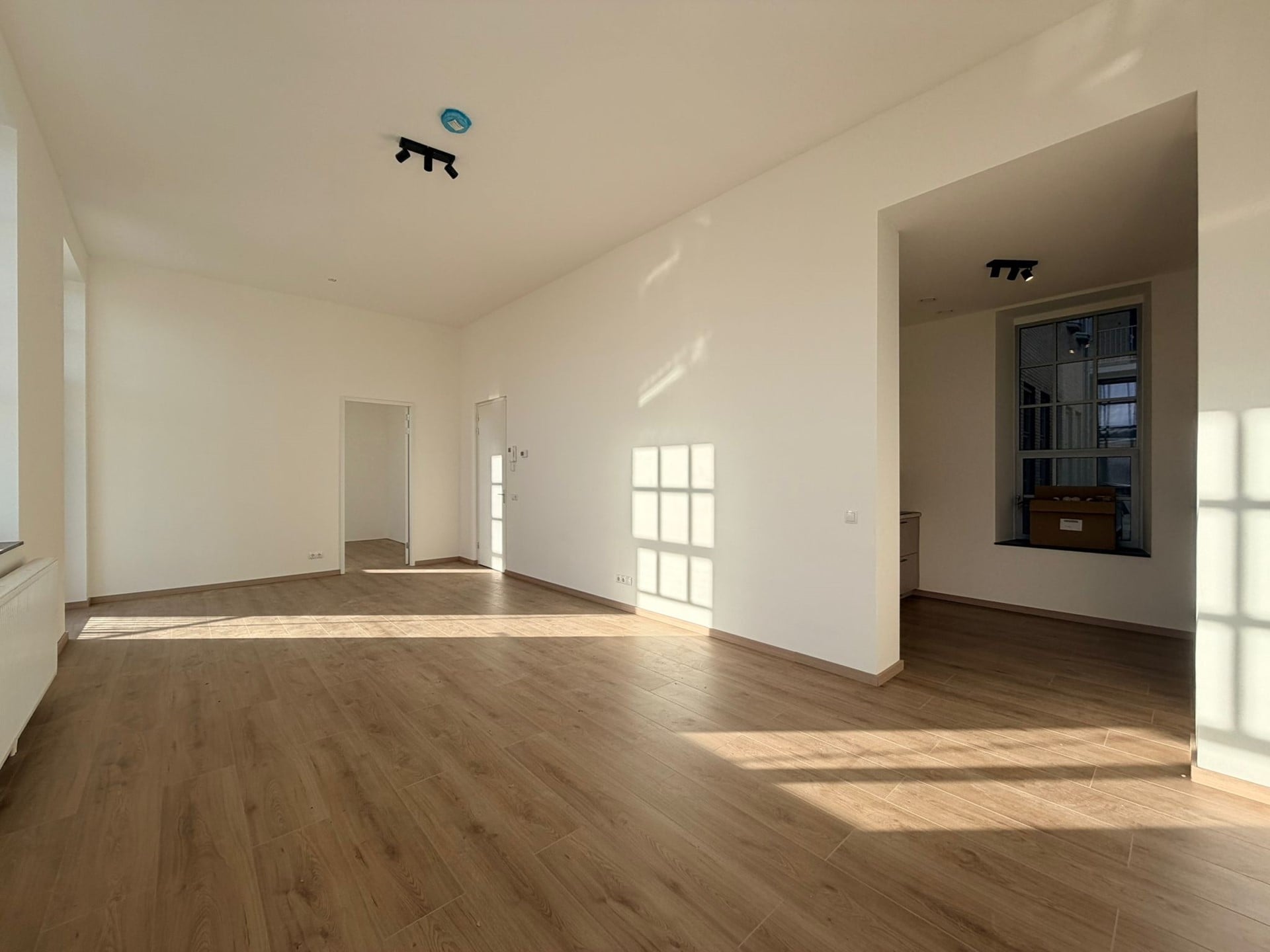 Woning aan de Leo Lashleylaan te Rotterdam