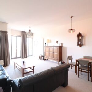 Woning aan de Paradijsplein te Amsterdam