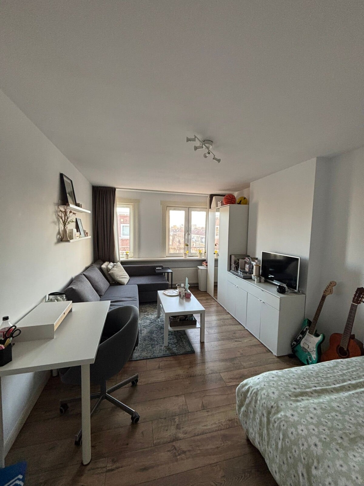 Woning aan de Pleinweg te Rotterdam