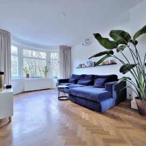 Woning aan de Eemsstraat te Amsterdam