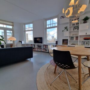 Woning aan de Groot Hertoginnelaan te Den Haag