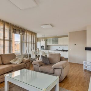 Woning aan de Jan van Duivenvoordestraat te Amsterdam