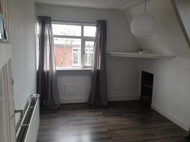 Woning aan de Johannes Uitenbogaertstraat te Utrecht