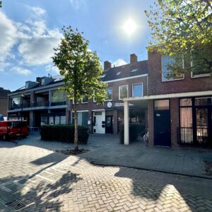 Woning aan de Mgr. Nolensplein te Breda