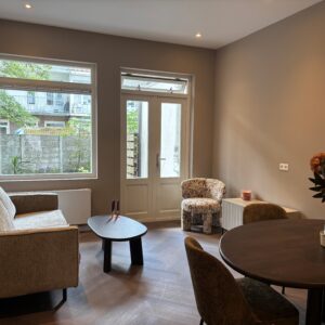 Woning aan de Aalsmeerweg te Amsterdam