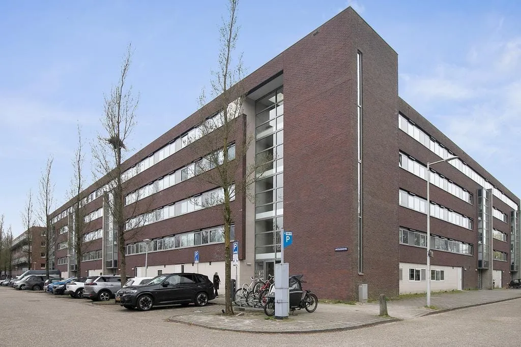 Woning aan de Amstelveenseweg te Amsterdam