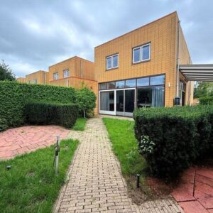 Woning aan de Bovenkerkerweg te Amstelveen