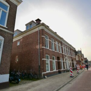 Woning aan de Damsterdiep te Groningen
