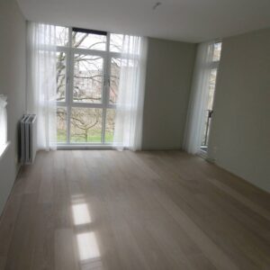 Woning aan de Jan van Duivenvoordestraat te Amsterdam