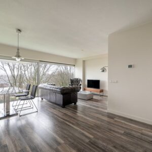 Woning aan de Jan van Zutphenstraat te Amsterdam