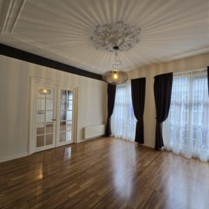 Woning aan de Lange Houtstraat te Den Haag