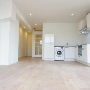 Woning aan de Loosduinseweg te Den Haag