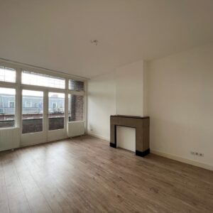 Woning aan de Mijnsherenlaan te Rotterdam