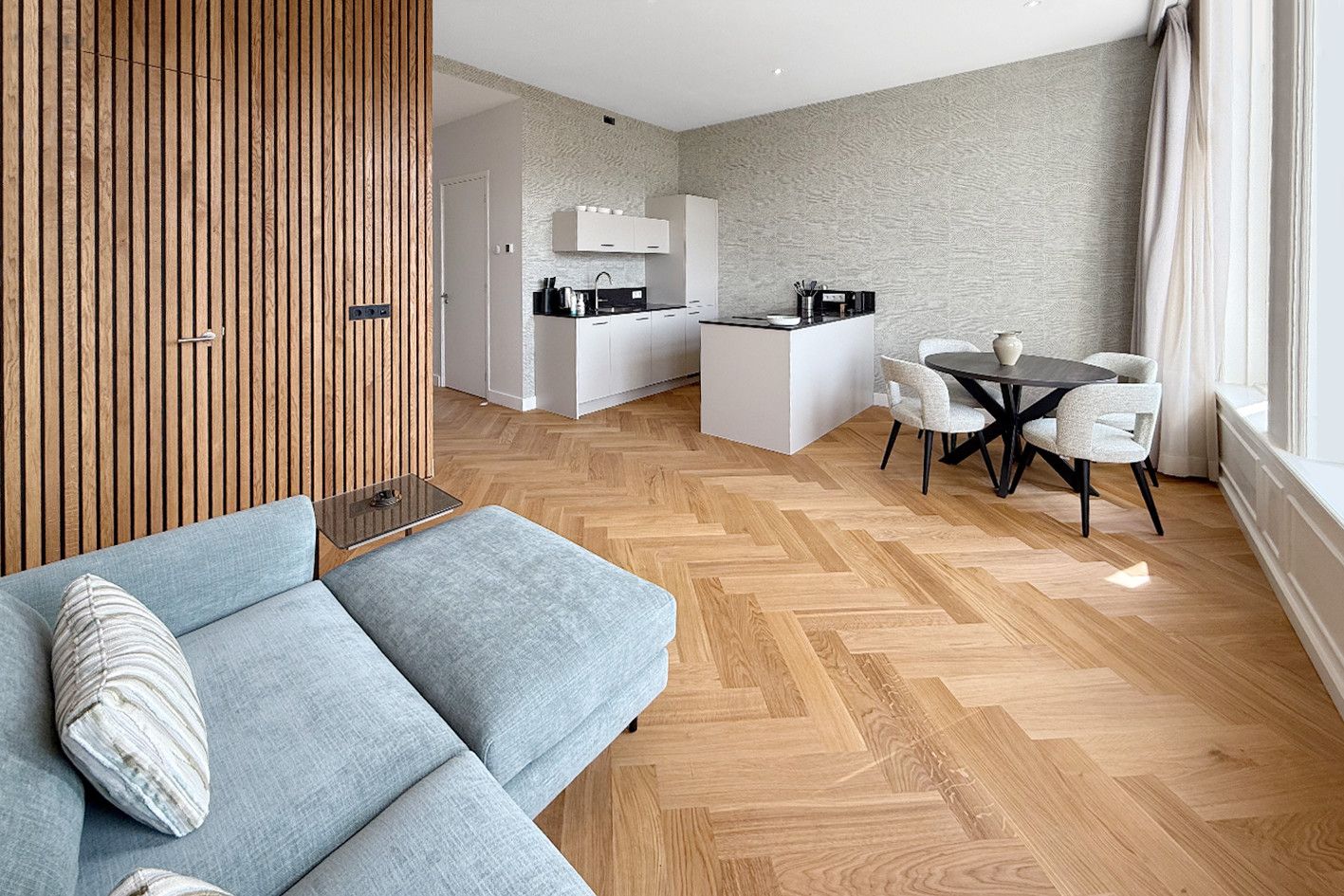 Woning aan de Nassauplein te Den Haag