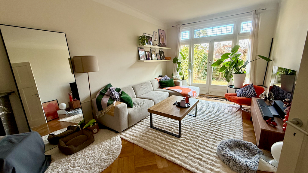 Woning aan de Van der Aastraat te Den Haag