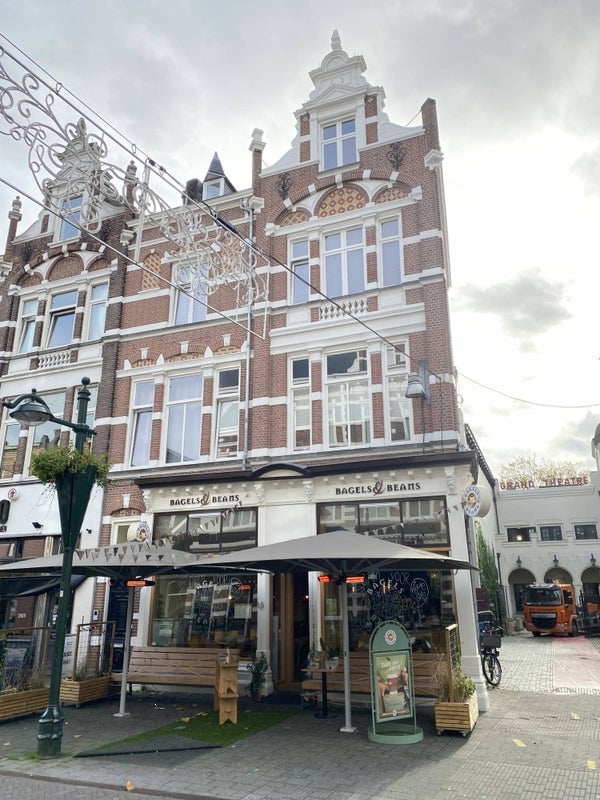 Woning aan de van Coothplein te Breda