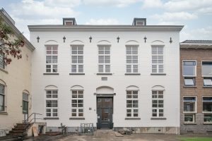 Woning aan de Zwederstraat te Rotterdam