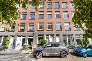 Woning aan de Jacob van Lennepkade te Amsterdam