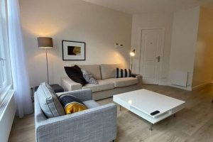 Woning aan de Groenburgwal te Amsterdam
