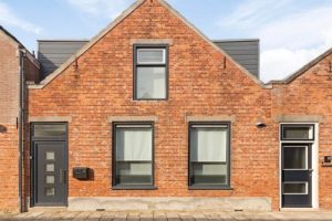 Woonhuis in Sint-Maartensdijk