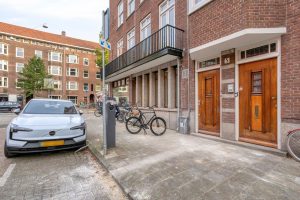 Woning aan de Abbenesstraat te Amsterdam