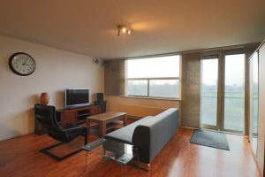 Woning aan de Adolphine Eduardine Kokplantsoen te Amsterdam