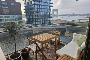 Woning aan de Albert Molhof te Amsterdam