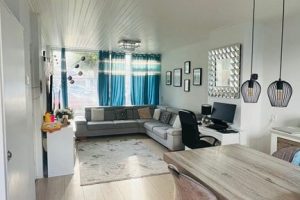 Woning aan de Arthur van Schendellaan te Uithoorn