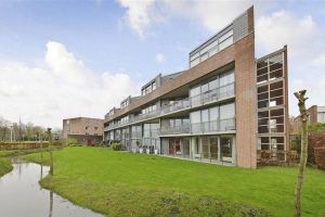 Woning aan de Biesbosch te Duivendrecht