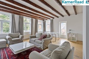 Woning aan de Burgsteeg te Leiden