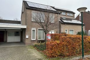 Woning aan de De Leeuwebek te Budel