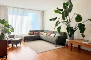 Woning aan de Dirk Sch&auml;ferstraat te Amsterdam