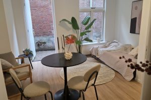 Woning aan de Doelenstraat te Utrecht