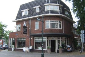 Woning aan de Dr. van Mierlostraat te Breda