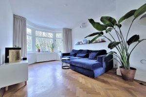 Woning aan de Eemsstraat te Amsterdam