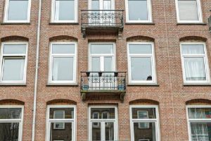 Woning aan de Eerste Atjehstraat te Amsterdam