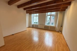 Woning aan de Elandsstraat te Amsterdam