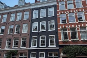 Woning aan de Gerard Doustraat te Amsterdam