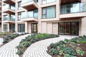 Woning aan de Grasweg te Amsterdam