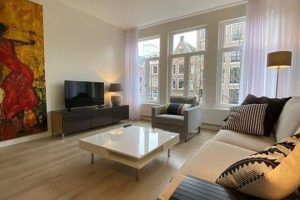Woning aan de Groenburgwal te Amsterdam