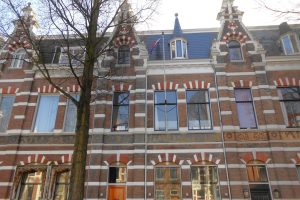 Woning aan de Groot Hertoginnelaan te Den Haag